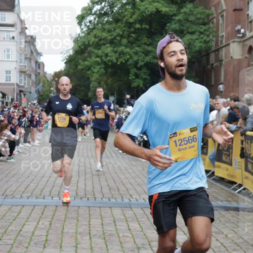 13.09.2026 - Kiel Lauf Yannick Fuchs http://msf.ph/oto/10487894 13.09.2026 10:31:25 Ziel 227, 1196, 3231, 3727, 4446, 5251, 5813, 7335, 7402, 7834, 7863, 8496, 10780, 11329, 419, 967, 1187, 1574, 1726, 1834, 2256, 3298, 4771, 4933, 5035, 5251, 5612, 6450, 7024, 7330, 9919, 10543, 10780, 11040, 11669, 866, 900, 1076, 1300, 1626, 1981, 4234, 4616, 5071, 5868, 5870, 5991, 6045, 6220, 7476, 7749, 8531, 8645, 8761, 9225, 10489, 12361, 1574, 1726, 5268, 9866, 9868, 10543, 12566 meine-sportfotos.de