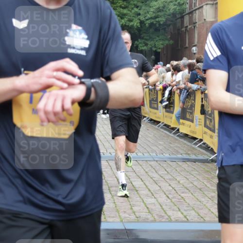 13.09.2026 - Kiel Lauf Yannick Fuchs http://msf.ph/oto/10487904 13.09.2026 10:31:28 Ziel 866, 1196, 1300, 3231, 3727, 4446, 5813, 5991, 7335, 7402, 7834, 7863, 8496, 8645, 8761, 10489, 11329, 227, 419, 967, 1187, 1834, 2256, 3298, 4771, 4933, 5035, 5251, 5612, 6450, 7024, 7330, 9919, 10543, 10780, 11040, 11669, 900, 1076, 1626, 1981, 4234, 4616, 5071, 5134, 5868, 5870, 6045, 6220, 6985, 7375, 7476, 7749, 8531, 9225, 10768, 12028, 12361, 1574, 1726, 3298, 4933, 6450, 9866, 9868, 10543, 12566 meine-sportfotos.de