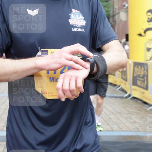 13.09.2026 - Kiel Lauf Yannick Fuchs http://msf.ph/oto/10487907 13.09.2026 10:31:29 Ziel 866, 1196, 1300, 3231, 3727, 4446, 5813, 5991, 7335, 7402, 7834, 7863, 8496, 8645, 8761, 10489, 11329, 227, 419, 967, 1187, 1834, 2256, 3298, 4771, 4933, 5035, 5251, 5612, 6450, 7024, 7330, 7402, 7863, 9919, 10780, 11040, 11669, 900, 1076, 1626, 1981, 4234, 4616, 5071, 5134, 5868, 5870, 6045, 6220, 6985, 7375, 7476, 7749, 8531, 9225, 10768, 12028, 12361, 1574, 1726, 3298, 4933, 6450, 9866, 9868, 10543, 12566 meine-sportfotos.de