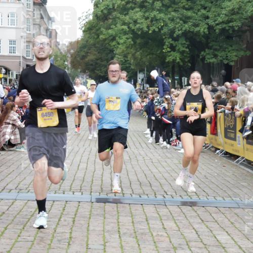 13.09.2026 - Kiel Lauf Yannick Fuchs http://msf.ph/oto/10487911 13.09.2026 10:31:30 Ziel 866, 1196, 1300, 3231, 3727, 4234, 4446, 5813, 5991, 7335, 7834, 8496, 8645, 8761, 9225, 10489, 11329, 227, 419, 967, 1187, 1834, 2256, 3298, 4771, 4933, 5035, 5251, 5612, 6450, 7024, 7330, 7402, 7863, 9919, 10780, 11040, 11669, 900, 1076, 1626, 1981, 4616, 5071, 5134, 5868, 5870, 6045, 6220, 6985, 7375, 7476, 7749, 8531, 9438, 10768, 11193, 12028, 12361, 1574, 1726, 3298, 4933, 6450, 10543, 12566 meine-sportfotos.de