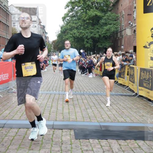 13.09.2026 - Kiel Lauf Yannick Fuchs http://msf.ph/oto/10487914 13.09.2026 10:31:31 Ziel 866, 1196, 1300, 3231, 3727, 4234, 4446, 5813, 5991, 7335, 7834, 8496, 8645, 8761, 9225, 10489, 11329, 12361, 227, 419, 967, 1187, 1834, 2256, 3298, 4771, 4933, 5035, 5251, 5612, 6450, 7024, 7330, 7402, 7863, 8496, 9919, 10780, 11040, 11669, 900, 1076, 1626, 1981, 4616, 5071, 5134, 5868, 5870, 6045, 6220, 6985, 7375, 7476, 7749, 8531, 9438, 10768, 11193, 12028, 1574, 1726, 3298, 4933, 6450, 9919, 10543, 12566 meine-sportfotos.de