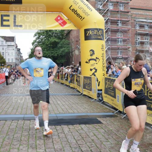 13.09.2026 - Kiel Lauf Yannick Fuchs http://msf.ph/oto/10487920 13.09.2026 10:31:33 Ziel 866, 1076, 1196, 1300, 3231, 3727, 4234, 5813, 5991, 7335, 7476, 7749, 8645, 8761, 9225, 10489, 12361, 227, 419, 967, 1187, 1834, 2256, 4446, 4771, 5035, 5251, 5612, 7024, 7330, 7402, 7834, 7863, 8496, 9919, 10780, 11040, 11329, 11669, 900, 1626, 1981, 4616, 5071, 5134, 5868, 5870, 6045, 6220, 6985, 7375, 8531, 8837, 9438, 10768, 11193, 12028, 12058, 419, 1187, 1574, 3298, 4933, 6450, 9919, 10543, 11040, 11669 meine-sportfotos.de