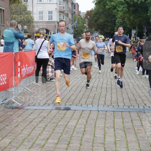 13.09.2026 - Kiel Lauf Yannick Fuchs http://msf.ph/oto/10487936 13.09.2026 10:31:45 Ziel 900, 1076, 1626, 1981, 4234, 4616, 5071, 5134, 5868, 5870, 6045, 6220, 6985, 7375, 7476, 7749, 8531, 9225, 9438, 10768, 11193, 12028, 12361, 227, 866, 1196, 1300, 1834, 2256, 3231, 3727, 4234, 4446, 4771, 5035, 5251, 5813, 5991, 7024, 7330, 7335, 7402, 7834, 7863, 8496, 8645, 8761, 9225, 10489, 10780, 11329, 520, 577, 1403, 1406, 2389, 2990, 4816, 4900, 8837, 8958, 11722, 11927, 12024, 12058, 12127, 1834, 2256, 4771, 5612, 7024, 7330 meine-sportfotos.de