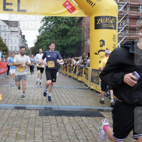 13.09.2026 - Kiel Lauf Yannick Fuchs http://msf.ph/oto/10487944 13.09.2026 10:31:48 Ziel 900, 1076, 1626, 1981, 4616, 5071, 5134, 5868, 5870, 6045, 6220, 6985, 7375, 7476, 8531, 8837, 9438, 10768, 11193, 12028, 12058, 227, 866, 1076, 1196, 1300, 1834, 3231, 3727, 4234, 4446, 5035, 5251, 5813, 5991, 7335, 7402, 7476, 7749, 7834, 7863, 8496, 8645, 8761, 9225, 10489, 10780, 11329, 12361, 153, 520, 577, 1239, 1403, 1406, 2389, 2990, 4816, 4900, 4903, 5965, 8465, 8958, 11722, 11927, 11975, 12024, 12127, 227, 1834, 2256, 4771, 5035, 5251, 5612, 7024, 7330 meine-sportfotos.de