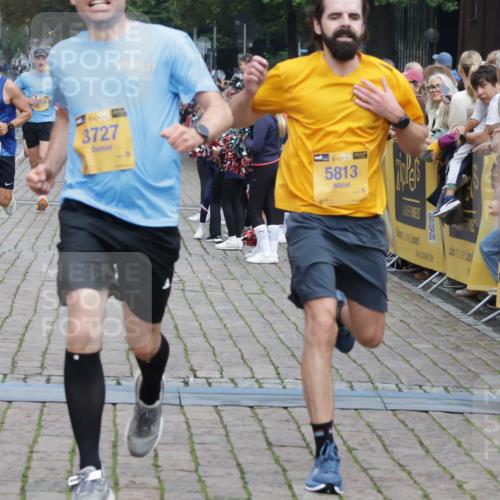 13.09.2026 - Kiel Lauf Yannick Fuchs http://msf.ph/oto/10487975 13.09.2026 10:31:59 Ziel 520, 577, 1403, 1406, 2389, 2990, 4816, 4900, 8837, 8958, 9438, 11193, 11722, 11927, 12024, 12058, 12127, 866, 900, 1076, 1196, 1300, 1626, 1981, 3231, 3727, 4234, 4616, 5071, 5134, 5813, 5868, 5870, 5991, 6045, 6220, 6985, 7335, 7375, 7476, 7749, 8531, 8645, 8761, 9225, 10489, 10768, 12028, 12361, 153, 1239, 2716, 3353, 3570, 4079, 4903, 5965, 7790, 8376, 8465, 8489, 10087, 10981, 11416, 11975, 12761, 3231, 3727, 4446, 7834, 8496 meine-sportfotos.de