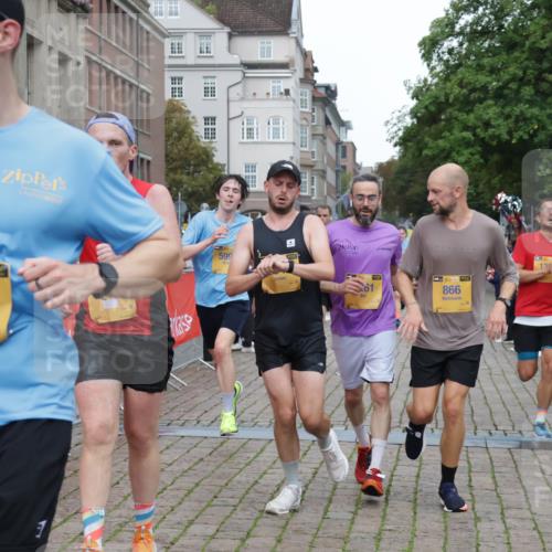 13.09.2026 - Kiel Lauf Yannick Fuchs http://msf.ph/oto/10488002 13.09.2026 10:32:07 Ziel 153, 520, 1239, 1403, 2716, 2990, 4816, 4903, 5965, 8465, 8489, 10087, 10981, 11416, 11722, 11927, 11975, 12127, 577, 866, 900, 1076, 1300, 1403, 1406, 1626, 1981, 2389, 4234, 4616, 4900, 5071, 5134, 5868, 5870, 5991, 6045, 6220, 6985, 7375, 7476, 7749, 8531, 8645, 8761, 8837, 8958, 9225, 9438, 10768, 11193, 12024, 12028, 12058, 12361, 524, 3353, 3570, 3923, 4079, 4349, 6435, 7790, 8376, 8878, 11451, 11612, 12367, 12761, 866, 1196, 1300, 3231, 3727, 4234 meine-sportfotos.de