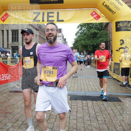 13.09.2026 - Kiel Lauf Yannick Fuchs http://msf.ph/oto/10488013 13.09.2026 10:32:10 Ziel 153, 520, 1239, 2716, 2990, 3353, 4816, 4903, 5965, 8465, 8489, 10087, 10981, 11416, 11722, 11927, 11975, 12127, 577, 900, 1076, 1403, 1406, 1626, 1981, 2389, 4234, 4616, 4816, 4900, 5071, 5134, 5868, 5870, 6045, 6220, 6985, 7375, 7476, 7749, 8531, 8837, 8958, 9225, 9438, 10768, 11193, 12024, 12028, 12058, 12361, 524, 3170, 3570, 3923, 4079, 4349, 4512, 6435, 7790, 8376, 8878, 11451, 11612, 12071, 12367, 12761, 866, 1076, 1196, 1300, 4234 meine-sportfotos.de
