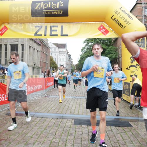 13.09.2026 - Kiel Lauf Yannick Fuchs http://msf.ph/oto/10488022 13.09.2026 10:32:13 Ziel 153, 520, 1239, 2716, 3353, 3570, 4079, 4903, 5965, 8376, 8465, 8489, 10087, 10981, 11416, 11722, 11927, 11975, 12761, 520, 577, 900, 1076, 1403, 1406, 1626, 1981, 2389, 2990, 4616, 4816, 4900, 5071, 5134, 5868, 5870, 6045, 6220, 6985, 7375, 7476, 8531, 8837, 8958, 9438, 10768, 11193, 12024, 12028, 12058, 12127, 524, 3170, 3923, 4236, 4349, 4512, 6435, 7790, 8878, 11299, 11319, 11451, 11612, 12071, 12367, 866, 1076, 1300, 1626, 4234, 4616, 5071, 5868 meine-sportfotos.de