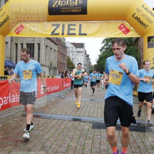 13.09.2026 - Kiel Lauf Yannick Fuchs http://msf.ph/oto/10488024 13.09.2026 10:32:13 Ziel 153, 520, 1239, 2716, 3353, 3570, 4079, 4903, 5965, 8376, 8465, 8489, 10087, 10981, 11416, 11722, 11927, 11975, 12761, 520, 577, 900, 1076, 1403, 1406, 1626, 1981, 2389, 2990, 4616, 4816, 4900, 5071, 5134, 5868, 5870, 6045, 6220, 6985, 7375, 7476, 8531, 8837, 8958, 9438, 10768, 11193, 12024, 12028, 12058, 12127, 524, 3170, 3923, 4236, 4349, 4512, 6435, 7790, 8878, 11299, 11319, 11451, 11612, 12071, 12367, 866, 1076, 1300, 1626, 4234, 4616, 5071, 5868 meine-sportfotos.de
