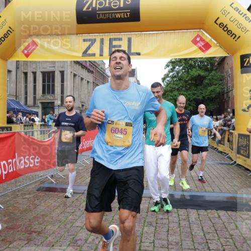 13.09.2026 - Kiel Lauf Yannick Fuchs http://msf.ph/oto/10488044 13.09.2026 10:32:17 Ziel 524, 2716, 3353, 3570, 4079, 4903, 5965, 7790, 8376, 8465, 8489, 10087, 10981, 11416, 11451, 11975, 12761, 153, 520, 577, 900, 1239, 1403, 1406, 1981, 2389, 2990, 4816, 4900, 4903, 5134, 5870, 5965, 6220, 6985, 7375, 8531, 8837, 8958, 9438, 10768, 11193, 11722, 11927, 11975, 12024, 12028, 12058, 12127, 1393, 3170, 3923, 4236, 4349, 4512, 6435, 8033, 8683, 8878, 9123, 11299, 11319, 11612, 12071, 12367, 900, 1076, 1626, 1981, 4234, 4616, 5071, 5868, 5870 meine-sportfotos.de