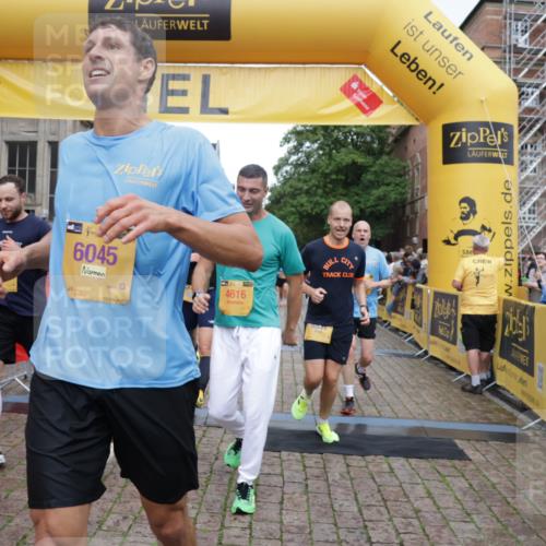 13.09.2026 - Kiel Lauf Yannick Fuchs http://msf.ph/oto/10488046 13.09.2026 10:32:18 Ziel 524, 2716, 3353, 3570, 3923, 4079, 7790, 8376, 8465, 8489, 8878, 10087, 10981, 11416, 11451, 11612, 12761, 153, 520, 577, 1239, 1403, 1406, 1981, 2389, 2990, 4816, 4900, 4903, 5134, 5965, 6985, 7375, 8465, 8837, 8958, 9438, 10768, 11193, 11722, 11927, 11975, 12024, 12028, 12058, 12127, 1393, 3170, 4236, 4349, 4512, 6435, 8033, 8683, 9123, 11299, 11319, 12071, 12367, 900, 1076, 1626, 1981, 4616, 5071, 5868, 5870, 6985, 7375 meine-sportfotos.de