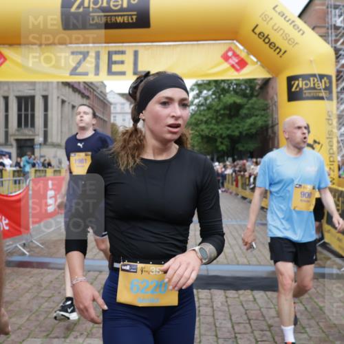 13.09.2026 - Kiel Lauf Yannick Fuchs http://msf.ph/oto/10488055 13.09.2026 10:32:20 Ziel 524, 2716, 3353, 3570, 3923, 4079, 4349, 6435, 7790, 8376, 8489, 8878, 10981, 11451, 11612, 12761, 153, 520, 577, 1239, 1403, 1406, 2389, 2990, 4816, 4900, 4903, 5134, 5965, 6985, 7375, 8465, 8837, 8958, 9438, 10087, 10768, 10981, 11193, 11416, 11722, 11927, 11975, 12024, 12028, 12058, 12127, 870, 875, 1393, 3170, 4236, 4512, 8033, 8621, 8683, 9123, 11299, 11319, 12071, 12367, 900, 1076, 1626, 1981, 4616, 5071, 5134, 5868, 5870, 6985, 7375, 10768 meine-sportfotos.de