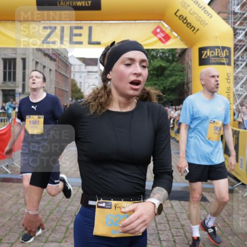 13.09.2026 - Kiel Lauf Yannick Fuchs http://msf.ph/oto/10488056 13.09.2026 10:32:20 Ziel 524, 2716, 3353, 3570, 3923, 4079, 4349, 6435, 7790, 8376, 8489, 8878, 10981, 11451, 11612, 12761, 153, 520, 577, 1239, 1403, 1406, 2389, 2990, 4816, 4900, 4903, 5134, 5965, 6985, 7375, 8465, 8837, 8958, 9438, 10087, 10768, 10981, 11193, 11416, 11722, 11927, 11975, 12024, 12028, 12058, 12127, 870, 875, 1393, 3170, 4236, 4512, 8033, 8621, 8683, 9123, 11299, 11319, 12071, 12367, 900, 1076, 1626, 1981, 4616, 5071, 5134, 5868, 5870, 6985, 7375, 10768 meine-sportfotos.de