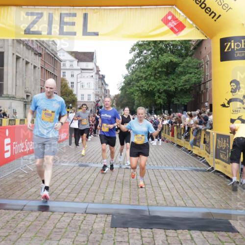 13.09.2026 - Kiel Lauf Yannick Fuchs http://msf.ph/oto/10488062 13.09.2026 10:32:21 Ziel 524, 2716, 3353, 3570, 3923, 4079, 4349, 6435, 7790, 8376, 8489, 8878, 11451, 11612, 12367, 12761, 153, 520, 577, 1239, 1403, 1406, 2389, 2716, 2990, 4816, 4900, 4903, 5134, 5965, 6985, 7375, 8465, 8837, 8958, 9438, 10087, 10768, 10981, 11193, 11416, 11722, 11927, 11975, 12024, 12028, 12058, 12127, 870, 875, 1393, 1612, 3170, 4236, 4512, 5721, 8033, 8621, 8683, 9123, 11299, 11319, 12071, 900, 1626, 1981, 4616, 5071, 5134, 5868, 5870, 6985, 7375, 10768 meine-sportfotos.de