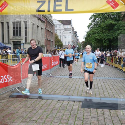 13.09.2026 - Kiel Lauf Yannick Fuchs http://msf.ph/oto/10488083 13.09.2026 10:32:27 Ziel 524, 3170, 3923, 4079, 4236, 4349, 4512, 6435, 7790, 8878, 11299, 11319, 11451, 11612, 12071, 12367, 12761, 153, 520, 577, 1239, 1403, 1406, 2389, 2716, 2990, 3353, 3570, 4079, 4816, 4900, 4903, 5965, 8376, 8465, 8489, 8837, 8958, 10087, 10981, 11416, 11722, 11927, 11975, 12024, 12058, 12127, 342, 870, 875, 1393, 1612, 1801, 4393, 4963, 5721, 6337, 7471, 7650, 8033, 8621, 8683, 9123, 10338, 11597, 12353, 12728, 1406, 2389, 4900, 5134, 6985, 7375, 8837, 8958, 9438, 10768 meine-sportfotos.de