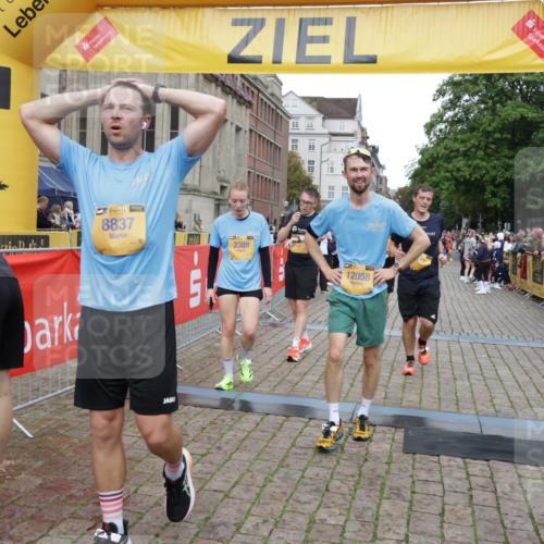 13.09.2026 - Kiel Lauf Yannick Fuchs http://msf.ph/oto/10488100 13.09.2026 10:32:32 Ziel 1393, 3170, 3923, 4236, 4349, 4512, 6435, 8033, 8683, 8878, 9123, 11299, 11319, 11451, 11612, 12071, 12367, 153, 520, 524, 1239, 1403, 2716, 2990, 3353, 3570, 4079, 4816, 4903, 5965, 7790, 8376, 8465, 8489, 10087, 10981, 11416, 11451, 11722, 11927, 11975, 12127, 12761, 342, 870, 875, 1612, 1801, 3327, 4393, 4963, 5721, 6337, 7471, 7650, 8621, 9879, 10338, 11597, 12353, 12728, 577, 1403, 1406, 2389, 4816, 4900, 8837, 8958, 9438 meine-sportfotos.de