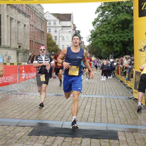 13.09.2026 - Kiel Lauf Yannick Fuchs http://msf.ph/oto/10488114 13.09.2026 10:32:37 Ziel 870, 875, 1393, 1612, 1801, 3170, 4236, 4512, 5721, 8033, 8621, 8683, 9123, 11299, 11319, 12071, 12353, 153, 520, 524, 1239, 2716, 2990, 3353, 3570, 3923, 4079, 4349, 4903, 5965, 6435, 7790, 8376, 8465, 8489, 8878, 10087, 10981, 11416, 11451, 11612, 11722, 11927, 11975, 12127, 12367, 12761, 32, 342, 1467, 3327, 4393, 4963, 6337, 7471, 7650, 9222, 9879, 10338, 11597, 12728, 520, 577, 1403, 1406, 2389, 2990, 4816, 11722, 11927, 12127 meine-sportfotos.de
