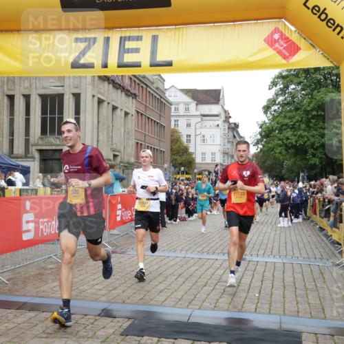 13.09.2026 - Kiel Lauf Yannick Fuchs http://msf.ph/oto/10488125 13.09.2026 10:32:39 Ziel 870, 875, 1393, 1612, 1801, 4236, 4512, 4963, 5721, 7471, 7650, 8033, 8621, 8683, 9123, 11299, 11319, 12353, 153, 524, 1239, 2716, 3170, 3353, 3570, 3923, 4079, 4349, 4903, 5965, 6435, 7790, 8376, 8465, 8489, 8878, 10087, 10981, 11416, 11451, 11612, 11722, 11927, 11975, 12071, 12367, 12761, 32, 342, 1467, 3327, 4393, 6337, 9222, 9879, 10338, 11597, 12728, 153, 520, 1239, 1403, 2990, 4816, 4903, 5965, 11722, 11927, 11975, 12127 meine-sportfotos.de