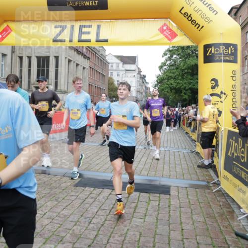 13.09.2026 - Kiel Lauf Yannick Fuchs http://msf.ph/oto/10488142 13.09.2026 10:32:43 Ziel 342, 870, 875, 1393, 1612, 1801, 4393, 4963, 5721, 6337, 7471, 7650, 8033, 8621, 8683, 9123, 10338, 11597, 12353, 12728, 524, 2716, 3170, 3353, 3570, 3923, 4079, 4236, 4349, 4512, 6435, 7790, 8376, 8465, 8489, 8878, 10087, 10981, 11299, 11319, 11416, 11451, 11612, 12071, 12367, 12761, 32, 1467, 3327, 9222, 9879, 153, 520, 1239, 2716, 2990, 4903, 5965, 8465, 10087, 10981, 11416, 11722, 11927, 11975, 12127 meine-sportfotos.de