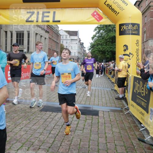 13.09.2026 - Kiel Lauf Yannick Fuchs http://msf.ph/oto/10488143 13.09.2026 10:32:44 Ziel 342, 870, 875, 1393, 1612, 1801, 4393, 4963, 5721, 6337, 7471, 7650, 8033, 8621, 8683, 9123, 10338, 11597, 12353, 12728, 524, 2716, 3170, 3353, 3570, 3923, 4079, 4236, 4349, 4512, 6435, 7790, 8033, 8376, 8489, 8878, 9123, 10087, 10981, 11299, 11319, 11416, 11451, 11612, 12071, 12367, 12761, 32, 1467, 3327, 9222, 9879, 153, 520, 1239, 2716, 2990, 4903, 5965, 8465, 8489, 10087, 10981, 11416, 11722, 11927, 11975, 12127 meine-sportfotos.de