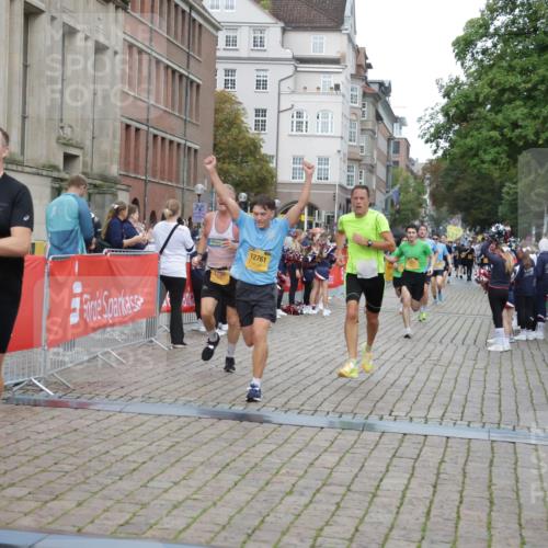 13.09.2026 - Kiel Lauf Yannick Fuchs http://msf.ph/oto/10488154 13.09.2026 10:32:52 Ziel 32, 342, 1467, 1801, 3327, 4393, 4963, 6337, 7471, 7650, 9222, 9879, 10338, 11597, 12353, 12728, 524, 870, 875, 1393, 1612, 1801, 3170, 3923, 4079, 4236, 4349, 4512, 5721, 6435, 7790, 8033, 8621, 8683, 8878, 9123, 11299, 11319, 11451, 11612, 12071, 12353, 12367, 12761, 1327, 3997, 6988, 7030, 10181, 10552, 10773, 2716, 3353, 3570, 4079, 7790, 8376, 8489, 10981, 12761 meine-sportfotos.de