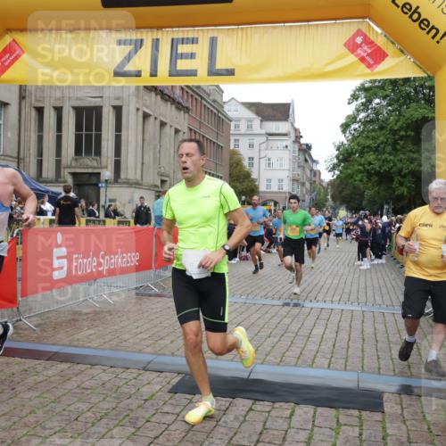 13.09.2026 - Kiel Lauf Yannick Fuchs http://msf.ph/oto/10488166 13.09.2026 10:32:55 Ziel 32, 342, 1467, 3327, 4393, 6337, 9222, 9879, 10338, 11597, 12728, 524, 870, 875, 1393, 1612, 1801, 3170, 3923, 4236, 4349, 4393, 4512, 4963, 5721, 6435, 7471, 7650, 8033, 8621, 8683, 8878, 9123, 11299, 11319, 11451, 11612, 12071, 12353, 12367, 1327, 3997, 5907, 6988, 7030, 8280, 10181, 10552, 10773, 11754, 12277, 524, 3353, 3570, 3923, 4079, 7790, 8376, 8878, 11451, 11612, 12761 meine-sportfotos.de