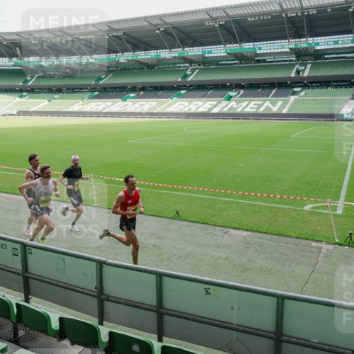 13.09.2026 - 21. swb-Marathon Bremen Michael Burmester http://msf.ph/oto/10488216 13.09.2026 10:15:50 Laufen im Stadion 10597, 12272, 13501, 13515, 13525, 13547, 13567, 13627, 13635 meine-sportfotos.de