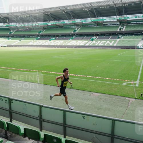 13.09.2026 - 21. swb-Marathon Bremen Michael Burmester http://msf.ph/oto/10488230 13.09.2026 10:17:00 Laufen im Stadion 10597, 12272, 12458, 13501, 13504, 13510, 13515, 13517, 13522, 13542, 13547, 13561, 13567, 13569, 13576, 13579, 13603, 13604, 13623, 13627, 13635 meine-sportfotos.de