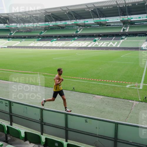 13.09.2026 - 21. swb-Marathon Bremen Michael Burmester http://msf.ph/oto/10488233 13.09.2026 10:17:09 Laufen im Stadion 10597, 12272, 12458, 13501, 13504, 13510, 13515, 13517, 13522, 13542, 13547, 13561, 13567, 13569, 13576, 13579, 13603, 13604, 13623, 13635 meine-sportfotos.de
