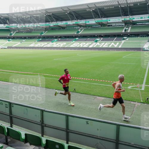 13.09.2026 - 21. swb-Marathon Bremen Michael Burmester http://msf.ph/oto/10488266 13.09.2026 10:19:23 Laufen im Stadion 10366, 10475, 11197, 11418, 11481, 11652, 12358, 12457, 13530, 13533, 13534, 13536, 13541, 13543, 13550, 13554, 13560, 13564, 13571, 13572, 13573, 13581, 13582, 13599, 13601, 13602, 13610, 13618, 13622, 13632, 13638, 13639, 13643, 10597, 12272, 13501, 13515, 13525, 13547, 13567, 13627, 13635 meine-sportfotos.de