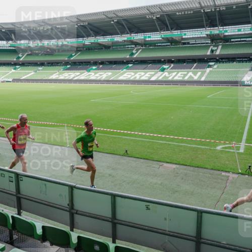 13.09.2026 - 21. swb-Marathon Bremen Michael Burmester http://msf.ph/oto/10488280 13.09.2026 10:19:51 Laufen im Stadion 10261, 10262, 10366, 10475, 10818, 10994, 11067, 11068, 11176, 11197, 11418, 11481, 11512, 11652, 12324, 12358, 12413, 12540, 13505, 13530, 13533, 13534, 13536, 13540, 13541, 13550, 13558, 13560, 13564, 13573, 13581, 13583, 13588, 13590, 13599, 13601, 13605, 13610, 13618, 13619, 13622, 13632, 13633, 13637, 13638, 13639, 10597, 12272, 13501, 13510, 13515, 13517, 13525, 13542, 13547, 13567, 13579, 13623, 13627, 13635 meine-sportfotos.de