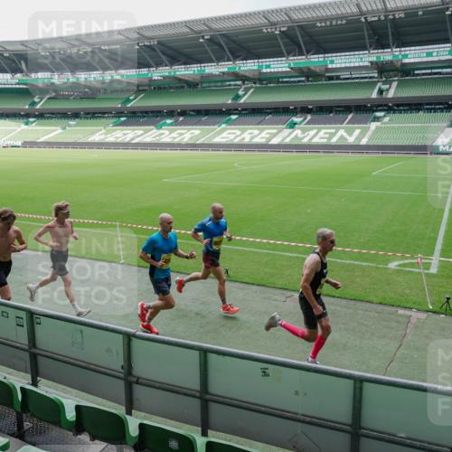 13.09.2026 - 21. swb-Marathon Bremen Michael Burmester http://msf.ph/oto/10488286 13.09.2026 10:19:57 Laufen im Stadion 10261, 10262, 10366, 10475, 10818, 10994, 11067, 11068, 11176, 11197, 11418, 11481, 11512, 11652, 11964, 12324, 12358, 12413, 12540, 13505, 13530, 13533, 13534, 13540, 13541, 13550, 13558, 13560, 13564, 13573, 13581, 13583, 13588, 13590, 13599, 13601, 13605, 13610, 13618, 13619, 13622, 13632, 13633, 13637, 13638, 13639, 10597, 12272, 13501, 13510, 13515, 13517, 13542, 13547, 13567, 13579, 13623, 13627, 13635 meine-sportfotos.de