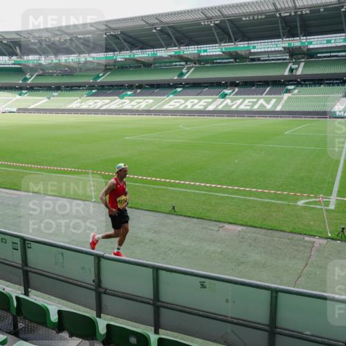 13.09.2026 - 21. swb-Marathon Bremen Michael Burmester http://msf.ph/oto/10488288 13.09.2026 10:19:59 Laufen im Stadion 10261, 10262, 10366, 10475, 10818, 10994, 11067, 11068, 11176, 11197, 11418, 11481, 11512, 11652, 11964, 12289, 12324, 12358, 12413, 12540, 13505, 13530, 13533, 13534, 13540, 13541, 13550, 13558, 13560, 13564, 13573, 13581, 13583, 13588, 13590, 13599, 13601, 13605, 13610, 13618, 13619, 13622, 13632, 13633, 13637, 13638, 13639, 10597, 12272, 13501, 13510, 13515, 13517, 13542, 13547, 13567, 13579, 13623, 13627, 13635 meine-sportfotos.de