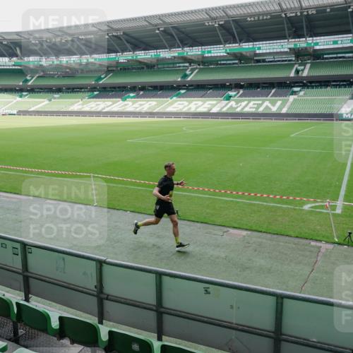 13.09.2026 - 21. swb-Marathon Bremen Michael Burmester http://msf.ph/oto/10488294 13.09.2026 10:20:40 Laufen im Stadion 10261, 10262, 10366, 10475, 10818, 10961, 10994, 11067, 11068, 11142, 11176, 11197, 11418, 11512, 11964, 12289, 12324, 12358, 12413, 12456, 12513, 12540, 13505, 13514, 13530, 13540, 13541, 13548, 13558, 13560, 13575, 13583, 13588, 13590, 13601, 13605, 13606, 13610, 13619, 13633, 13637, 10597, 12272, 12458, 13501, 13504, 13510, 13515, 13517, 13522, 13542, 13547, 13561, 13567, 13579, 13623, 13635 meine-sportfotos.de