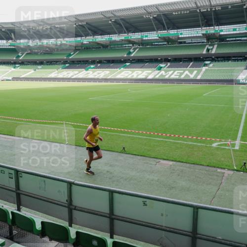 13.09.2026 - 21. swb-Marathon Bremen Michael Burmester http://msf.ph/oto/10488295 13.09.2026 10:20:43 Laufen im Stadion 10244, 10261, 10262, 10366, 10818, 10961, 10994, 11067, 11068, 11142, 11176, 11197, 11418, 11512, 11964, 12289, 12324, 12358, 12413, 12456, 12513, 12540, 13505, 13514, 13530, 13540, 13541, 13548, 13558, 13560, 13575, 13583, 13588, 13590, 13601, 13605, 13606, 13610, 13619, 13633, 13637, 10597, 12272, 12457, 12458, 13501, 13504, 13510, 13515, 13517, 13522, 13542, 13547, 13561, 13567, 13579, 13623, 13635 meine-sportfotos.de