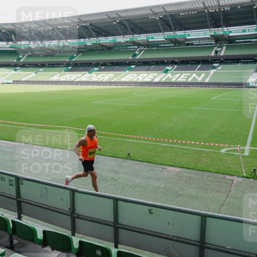 13.09.2026 - 21. swb-Marathon Bremen Michael Burmester http://msf.ph/oto/10488296 13.09.2026 10:20:50 Laufen im Stadion 10244, 10261, 10262, 10366, 10818, 10961, 10994, 11067, 11068, 11142, 11176, 11197, 11418, 11512, 11964, 12289, 12324, 12358, 12413, 12456, 12513, 12520, 12540, 13505, 13514, 13530, 13540, 13548, 13558, 13560, 13568, 13575, 13583, 13588, 13590, 13601, 13605, 13606, 13608, 13610, 13619, 13633, 13637, 10597, 12272, 12457, 12458, 13501, 13504, 13510, 13515, 13517, 13522, 13542, 13547, 13554, 13561, 13567, 13579, 13623, 13635 meine-sportfotos.de