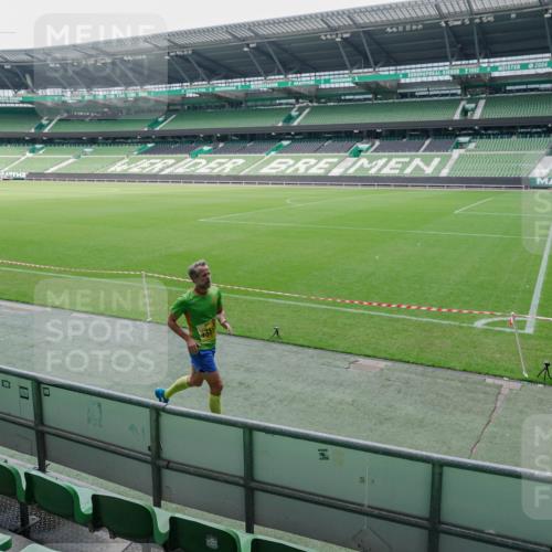13.09.2026 - 21. swb-Marathon Bremen Michael Burmester http://msf.ph/oto/10488303 13.09.2026 10:21:16 Laufen im Stadion 10244, 10261, 10262, 10818, 10961, 10994, 11067, 11068, 11083, 11142, 11176, 11197, 11418, 11512, 11619, 11738, 11854, 11916, 11964, 12289, 12324, 12358, 12413, 12456, 12513, 12520, 12540, 13505, 13514, 13535, 13540, 13548, 13551, 13558, 13560, 13568, 13575, 13583, 13588, 13590, 13601, 13605, 13606, 13608, 13610, 13619, 13633, 13636, 13637, 12457, 12458, 13504, 13510, 13517, 13522, 13533, 13536, 13542, 13543, 13554, 13561, 13579, 13623 meine-sportfotos.de