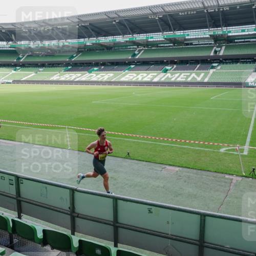 13.09.2026 - 21. swb-Marathon Bremen Michael Burmester http://msf.ph/oto/10488320 13.09.2026 10:22:03 Laufen im Stadion 10244, 10302, 10441, 10926, 10961, 11083, 11142, 11338, 11454, 11619, 11738, 11854, 11916, 11944, 11964, 12003, 12289, 12370, 12456, 12513, 12520, 12538, 13507, 13513, 13514, 13519, 13535, 13539, 13548, 13551, 13553, 13559, 13568, 13575, 13584, 13587, 13606, 13608, 13636, 13641, 10366, 10475, 11481, 11652, 12457, 12458, 13504, 13530, 13533, 13534, 13536, 13541, 13543, 13550, 13554, 13561, 13564 meine-sportfotos.de