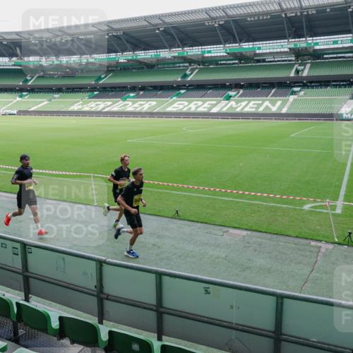 13.09.2026 - 21. swb-Marathon Bremen Michael Burmester http://msf.ph/oto/10488344 13.09.2026 10:23:23 Laufen im Stadion 10235, 10302, 10341, 10441, 10520, 10575, 10592, 10618, 10782, 10926, 11042, 11127, 11198, 11201, 11227, 11338, 11373, 11426, 11454, 11619, 11628, 11713, 11721, 11738, 11779, 11903, 11944, 12003, 12053, 12144, 12209, 12339, 12370, 12395, 12404, 12468, 12469, 12477, 12538, 13507, 13513, 13519, 13535, 13539, 13553, 13556, 13559, 13563, 13566, 13580, 13584, 13586, 13587, 13616, 13641, 10366, 10475, 11481, 11652, 13530, 13534, 13541, 13550 meine-sportfotos.de