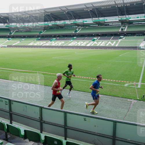 13.09.2026 - 21. swb-Marathon Bremen Michael Burmester http://msf.ph/oto/10488347 13.09.2026 10:23:25 Laufen im Stadion 10235, 10302, 10341, 10441, 10520, 10575, 10592, 10618, 10782, 10926, 11042, 11127, 11143, 11198, 11201, 11227, 11338, 11373, 11426, 11454, 11628, 11713, 11721, 11738, 11779, 11895, 11903, 11944, 12003, 12053, 12144, 12209, 12246, 12339, 12370, 12395, 12404, 12468, 12469, 12477, 12538, 13507, 13513, 13519, 13520, 13535, 13539, 13553, 13556, 13559, 13563, 13566, 13580, 13584, 13586, 13587, 13616, 13641, 10366, 10475, 11481, 11652, 13530, 13534, 13541, 13550 meine-sportfotos.de