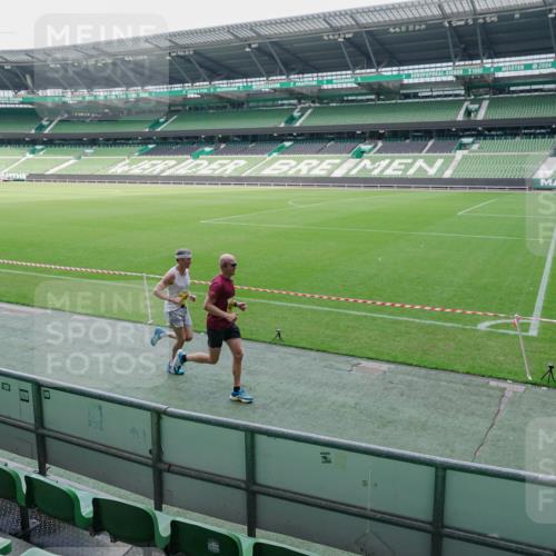 13.09.2026 - 21. swb-Marathon Bremen Michael Burmester http://msf.ph/oto/10488353 13.09.2026 10:23:47 Laufen im Stadion 10235, 10341, 10441, 10520, 10575, 10592, 10618, 10782, 10972, 11042, 11127, 11143, 11198, 11201, 11227, 11338, 11373, 11426, 11628, 11713, 11721, 11779, 11826, 11895, 11903, 12003, 12053, 12144, 12209, 12246, 12339, 12370, 12395, 12404, 12442, 12468, 12469, 12477, 12525, 12538, 13507, 13513, 13519, 13520, 13539, 13553, 13556, 13563, 13566, 13580, 13584, 13585, 13586, 13616, 13641, 10366, 10475, 11481, 13530, 13541 meine-sportfotos.de