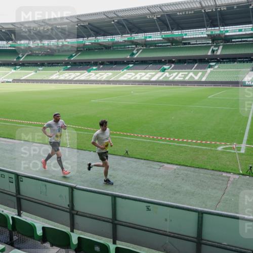 13.09.2026 - 21. swb-Marathon Bremen Michael Burmester http://msf.ph/oto/10488366 13.09.2026 10:24:28 Laufen im Stadion 10235, 10328, 10336, 10337, 10341, 10358, 10456, 10520, 10592, 10593, 10618, 10632, 10775, 10782, 10816, 10861, 10972, 11042, 11127, 11143, 11198, 11201, 11265, 11373, 11375, 11426, 11442, 11468, 11527, 11607, 11615, 11628, 11630, 11632, 11704, 11713, 11721, 11758, 11779, 11826, 11895, 11903, 11948, 12053, 12144, 12246, 12281, 12339, 12404, 12406, 12426, 12442, 12468, 12469, 12477, 12525, 13509, 13520, 13556, 13563, 13566, 13580, 13585, 13586 meine-sportfotos.de