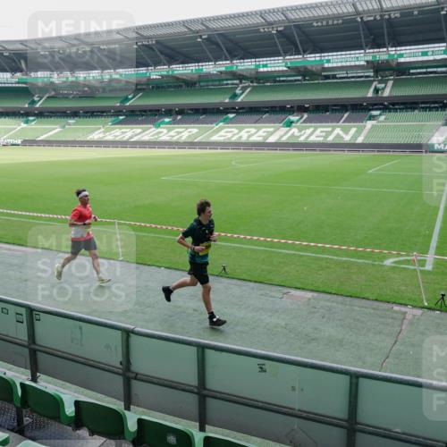 13.09.2026 - 21. swb-Marathon Bremen Michael Burmester http://msf.ph/oto/10488384 13.09.2026 10:25:12 Laufen im Stadion 10143, 10312, 10328, 10336, 10337, 10342, 10346, 10358, 10398, 10456, 10520, 10593, 10618, 10632, 10742, 10775, 10816, 10861, 10972, 10987, 10988, 11019, 11020, 11042, 11088, 11108, 11143, 11201, 11265, 11312, 11373, 11375, 11426, 11442, 11447, 11468, 11527, 11607, 11615, 11628, 11630, 11632, 11704, 11758, 11779, 11826, 11895, 11903, 11948, 12144, 12246, 12281, 12406, 12426, 12442, 12468, 12469, 12477, 12525, 13509, 13520, 13566, 13580, 13585, 13586 meine-sportfotos.de