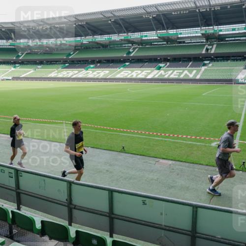 13.09.2026 - 21. swb-Marathon Bremen Michael Burmester http://msf.ph/oto/10488482 13.09.2026 10:28:13 Laufen im Stadion 10096, 10142, 10170, 10172, 10189, 10223, 10231, 10267, 10269, 10270, 10289, 10293, 10294, 10310, 10316, 10319, 10329, 10348, 10393, 10421, 10489, 10504, 10508, 10514, 10525, 10538, 10544, 10566, 10594, 10628, 10638, 10655, 10709, 10739, 10744, 10770, 10814, 10835, 10846, 10860, 10873, 10876, 10897, 10898, 10910, 10917, 10923, 10956, 10992, 10993, 11005, 11007, 11018, 11035, 11058, 11060, 11063, 11076, 11087, 11092, 11110, 11111, 11148, 11193, 11196 meine-sportfotos.de