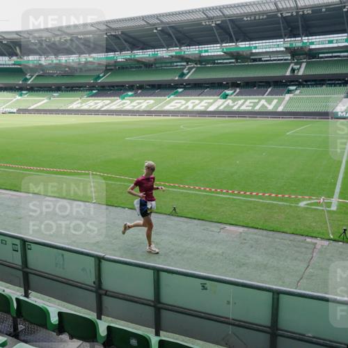 13.09.2026 - 21. swb-Marathon Bremen Michael Burmester http://msf.ph/oto/10488485 13.09.2026 10:28:19 Laufen im Stadion 10096, 10142, 10170, 10172, 10189, 10200, 10223, 10231, 10267, 10269, 10270, 10289, 10293, 10294, 10310, 10316, 10329, 10348, 10393, 10421, 10489, 10508, 10514, 10525, 10538, 10544, 10566, 10594, 10628, 10638, 10655, 10709, 10739, 10744, 10770, 10814, 10835, 10840, 10846, 10860, 10876, 10897, 10898, 10910, 10917, 10923, 10956, 10993, 11005, 11007, 11018, 11035, 11058, 11060, 11063, 11076, 11087, 11092, 11110, 11111, 11148, 11193, 11196 meine-sportfotos.de