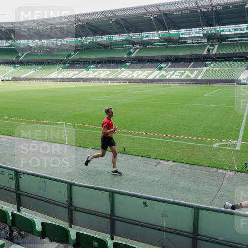13.09.2026 - 21. swb-Marathon Bremen Michael Burmester http://msf.ph/oto/10488488 13.09.2026 10:28:24 Laufen im Stadion 10096, 10142, 10170, 10172, 10189, 10200, 10223, 10231, 10267, 10269, 10270, 10293, 10294, 10310, 10316, 10329, 10348, 10393, 10421, 10489, 10508, 10514, 10525, 10538, 10544, 10566, 10594, 10628, 10638, 10655, 10709, 10739, 10763, 10770, 10814, 10835, 10840, 10846, 10860, 10876, 10897, 10898, 10910, 10917, 10923, 10956, 10993, 11005, 11007, 11018, 11035, 11058, 11060, 11076, 11087, 11092, 11110, 11111, 11148, 11193, 11196 meine-sportfotos.de