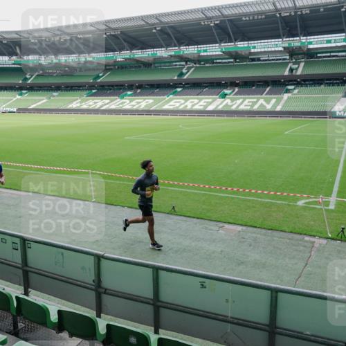 13.09.2026 - 21. swb-Marathon Bremen Michael Burmester http://msf.ph/oto/10488560 13.09.2026 10:29:57 Laufen im Stadion 10162, 10170, 10174, 10183, 10193, 10200, 10218, 10233, 10253, 10267, 10281, 10304, 10316, 10334, 10339, 10348, 10359, 10381, 10392, 10421, 10426, 10452, 10467, 10515, 10525, 10537, 10585, 10588, 10641, 10652, 10714, 10734, 10739, 10761, 10763, 10764, 10765, 10780, 10808, 10825, 10827, 10835, 10837, 10840, 10862, 10863, 10876, 10884, 10886, 10887, 10906, 10910, 10923, 10966, 10984, 10993, 11002, 11005, 11007, 11018, 11035, 11038, 11109, 11128, 11206 meine-sportfotos.de