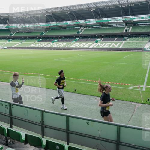 13.09.2026 - 21. swb-Marathon Bremen Michael Burmester http://msf.ph/oto/10488571 13.09.2026 10:30:16 Laufen im Stadion 10141, 10162, 10170, 10174, 10183, 10193, 10200, 10218, 10227, 10233, 10253, 10281, 10304, 10334, 10339, 10348, 10359, 10381, 10392, 10426, 10448, 10452, 10467, 10515, 10537, 10585, 10588, 10641, 10652, 10714, 10734, 10757, 10761, 10763, 10764, 10765, 10780, 10808, 10821, 10822, 10825, 10827, 10837, 10838, 10840, 10862, 10863, 10884, 10886, 10887, 10906, 10966, 10984, 11002, 11007, 11018, 11038, 11109, 11128, 11206, 11350 meine-sportfotos.de