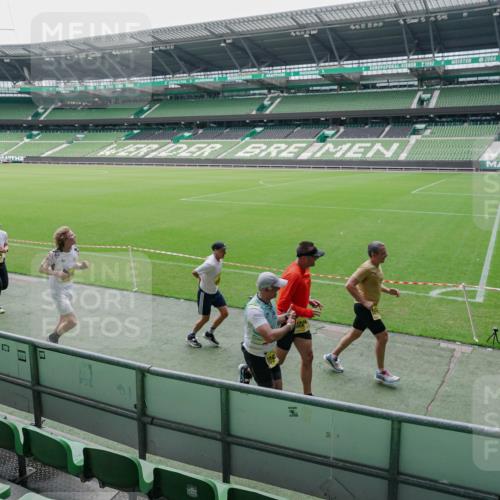 13.09.2026 - 21. swb-Marathon Bremen Michael Burmester http://msf.ph/oto/10488624 13.09.2026 10:31:30 Laufen im Stadion 10141, 10146, 10174, 10193, 10222, 10227, 10246, 10255, 10281, 10284, 10304, 10339, 10359, 10392, 10443, 10448, 10471, 10478, 10479, 10503, 10515, 10517, 10518, 10529, 10540, 10543, 10555, 10577, 10579, 10588, 10589, 10608, 10610, 10626, 10631, 10641, 10646, 10652, 10684, 10685, 10690, 10703, 10704, 10708, 10714, 10725, 10757, 10765, 10780, 10808, 10821, 10822, 10837, 10838, 10862, 10863, 10884, 10886, 10984, 11002, 11038, 11206, 11350 meine-sportfotos.de