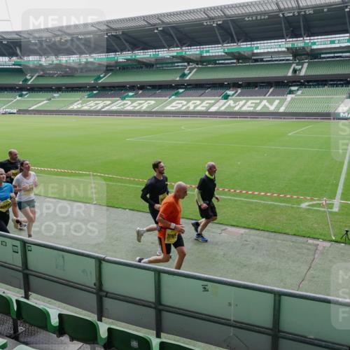 13.09.2026 - 21. swb-Marathon Bremen Michael Burmester http://msf.ph/oto/10488681 13.09.2026 10:32:33 Laufen im Stadion 10067, 10078, 10146, 10166, 10184, 10203, 10211, 10222, 10226, 10243, 10246, 10249, 10255, 10256, 10284, 10300, 10322, 10365, 10372, 10374, 10379, 10383, 10394, 10408, 10410, 10443, 10471, 10478, 10479, 10486, 10494, 10503, 10517, 10518, 10529, 10530, 10540, 10543, 10550, 10555, 10565, 10577, 10579, 10589, 10608, 10610, 10626, 10631, 10646, 10670, 10675, 10684, 10685, 10690, 10703, 10704, 10707, 10708, 10721, 10725, 10728, 10745, 10749, 10771, 10794 meine-sportfotos.de